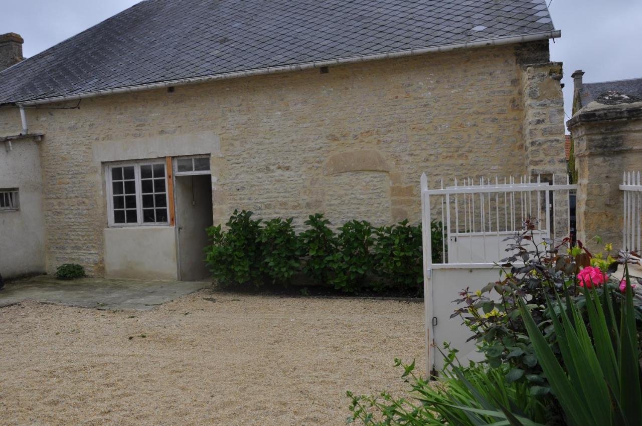 Le Petit Clos Du Bessin Longues-sur-Mer Εξωτερικό φωτογραφία